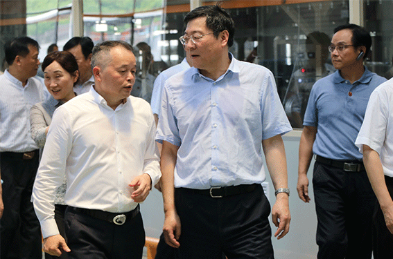 省委书记杜家毫参观谈球吧智能制造（邵阳）有限公司