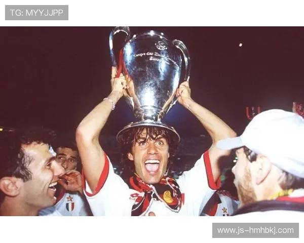 马尔蒂尼助力球队再创佳绩，持续保持赛场上的稳定性表现