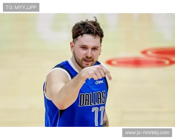 东契奇赛后换了三套衣服，感觉他连下班都像走红毯一样讲究